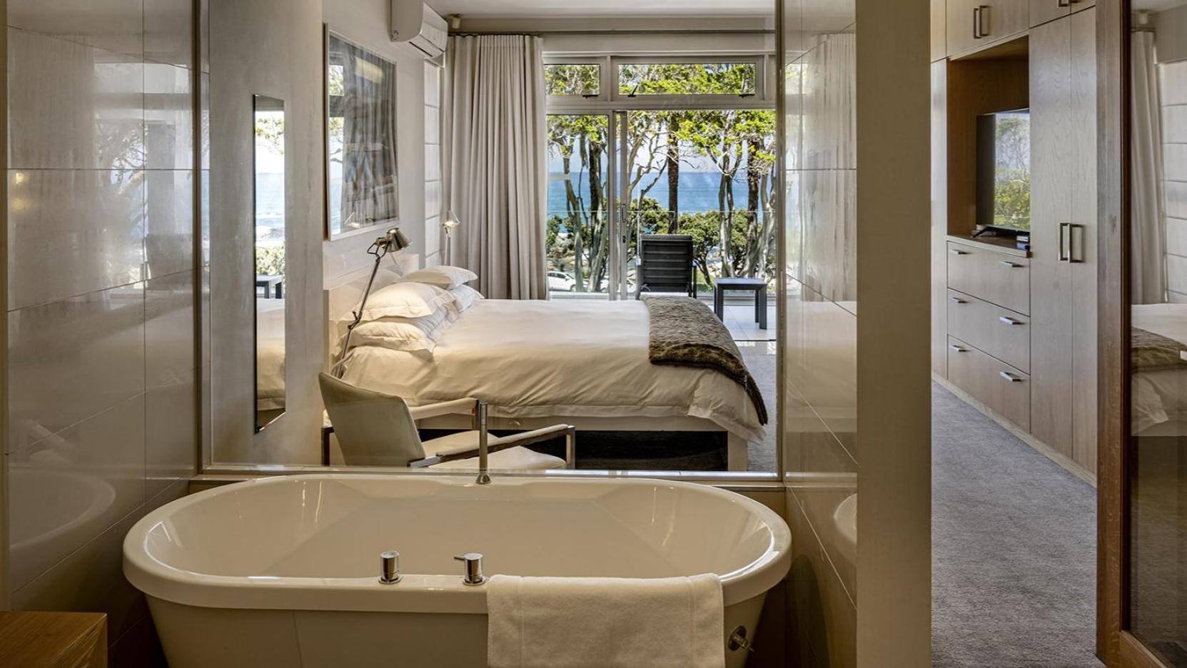 Blue Views Penthouse Beachfront Apartment With Pool Cape Town Bagian luar foto