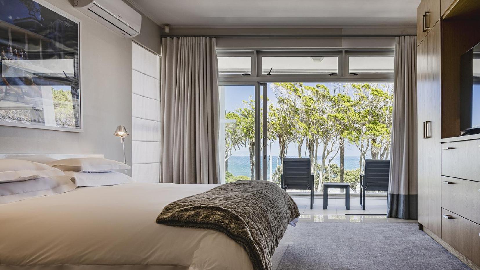 Blue Views Penthouse Beachfront Apartment With Pool Cape Town Bagian luar foto