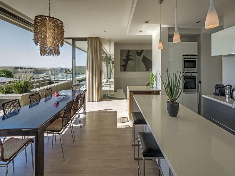 Blue Views Penthouse Beachfront Apartment With Pool Cape Town Bagian luar foto