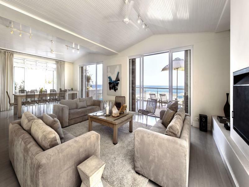 Blue Views Penthouse Beachfront Apartment With Pool Cape Town Bagian luar foto