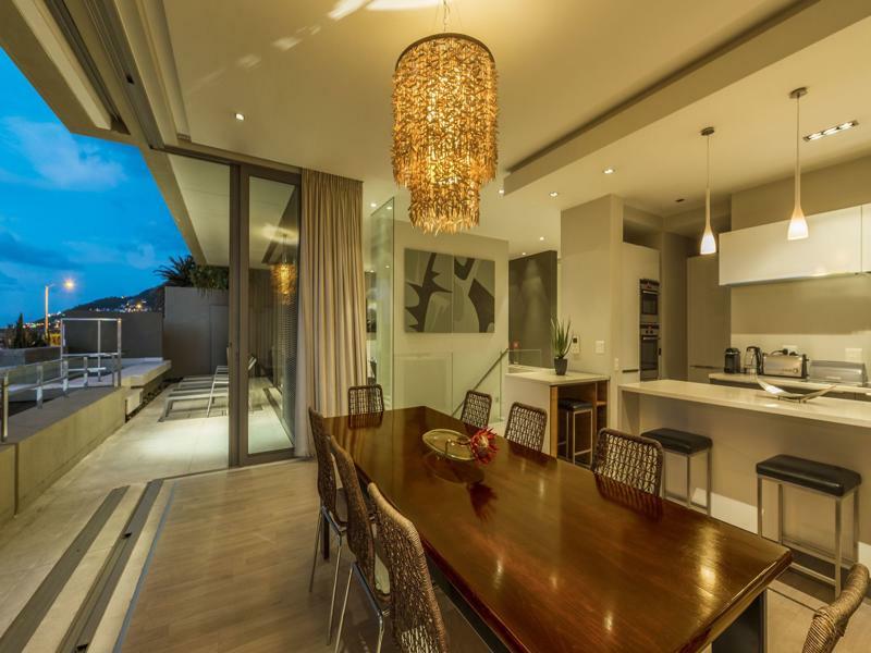 Blue Views Penthouse Beachfront Apartment With Pool Cape Town Bagian luar foto