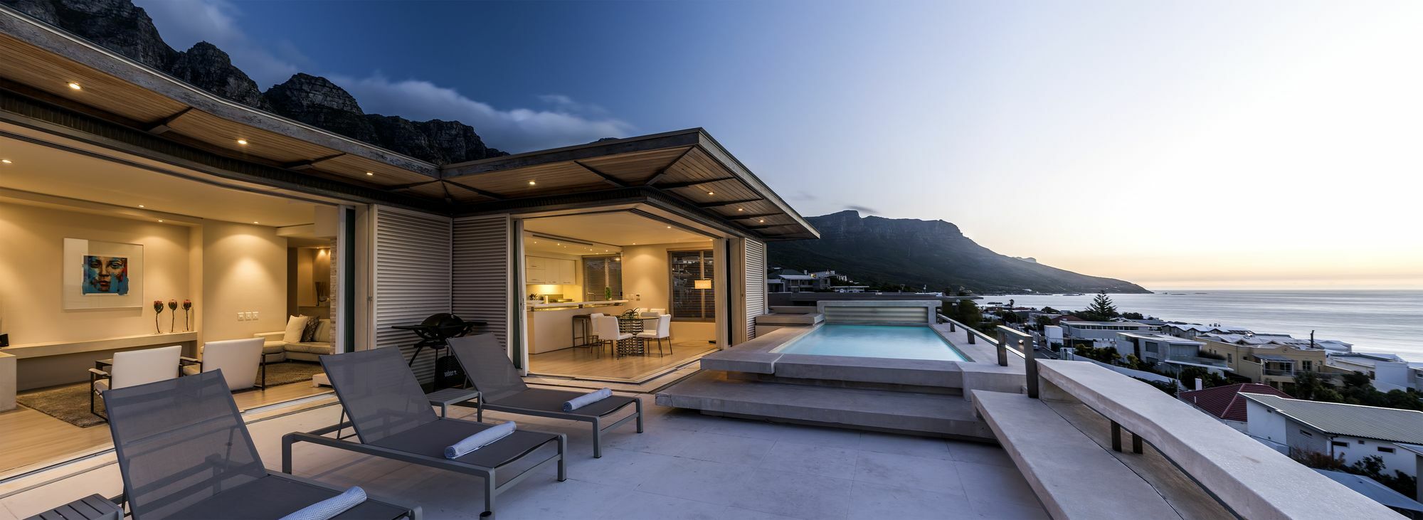 Blue Views Penthouse Beachfront Apartment With Pool Cape Town Bagian luar foto