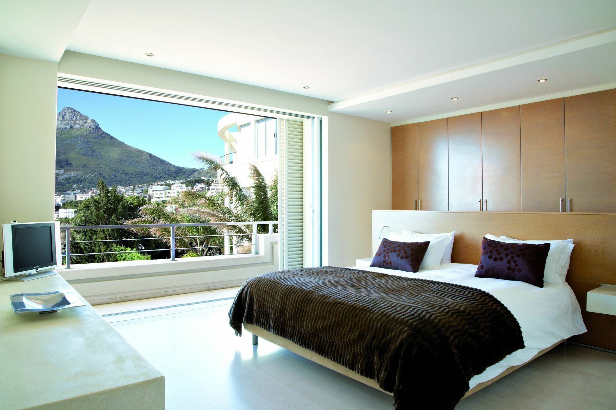 Blue Views Penthouse Beachfront Apartment With Pool Cape Town Bagian luar foto
